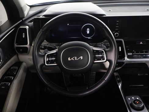 Used 2022 Kia Sorento SX Prestige image 43