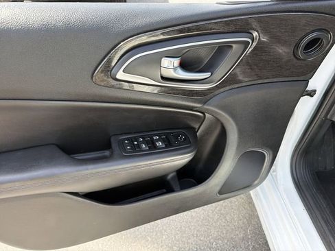 Used 2015 Chrysler 200 C FWD image 15