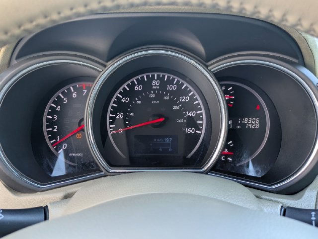 Used 2011 Nissan Murano SL FWD image 17