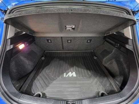 Used 2017 Toyota Corolla iM image 21