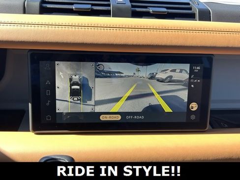 Used 2024 Land Rover Defender 90 X-Dynamic SE image 22