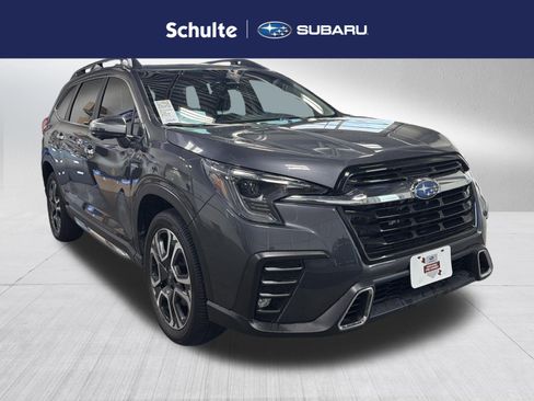 Used 2023 Subaru Ascent Touring AWD/4WD image 1