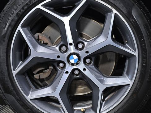 Used 2017 BMW X1 xDrive28i AWD/4WD image 32