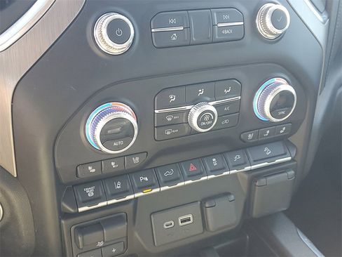 Certified 2023 GMC Sierra 2500 Denali image 32