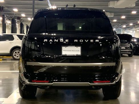 New 2026 Land Rover Range Rover SE AWD/4WD image 4