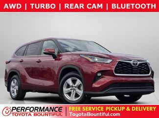 Used 2024 Toyota Highlander LE AWD/4WD video 1