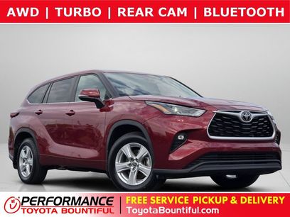 Used 2024 Toyota Highlander LE