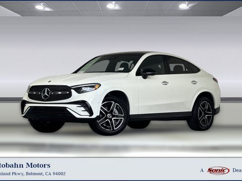 Used 2024 Mercedes-Benz GLC 300 4MATIC image 1