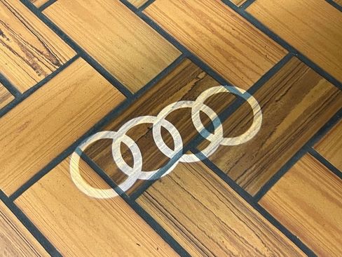 Used 2023 Audi Q4 e-tron Prestige w/ Black Optic Package image 15