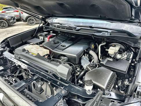 Used 2022 Toyota Tundra Platinum image 27