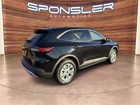 New 2026 Ford Escape Active w/ Cold Weather Package image 8