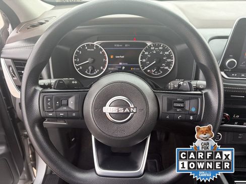 Certified 2023 Nissan Rogue SV FWD image 24