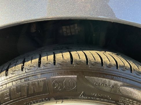 Used 2019 Tesla Model S Long Range image 75