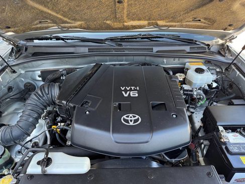 Used 2003 Toyota 4Runner SR5 image 25