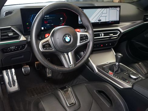 Used 2024 BMW M4 Coupe RWD image 2