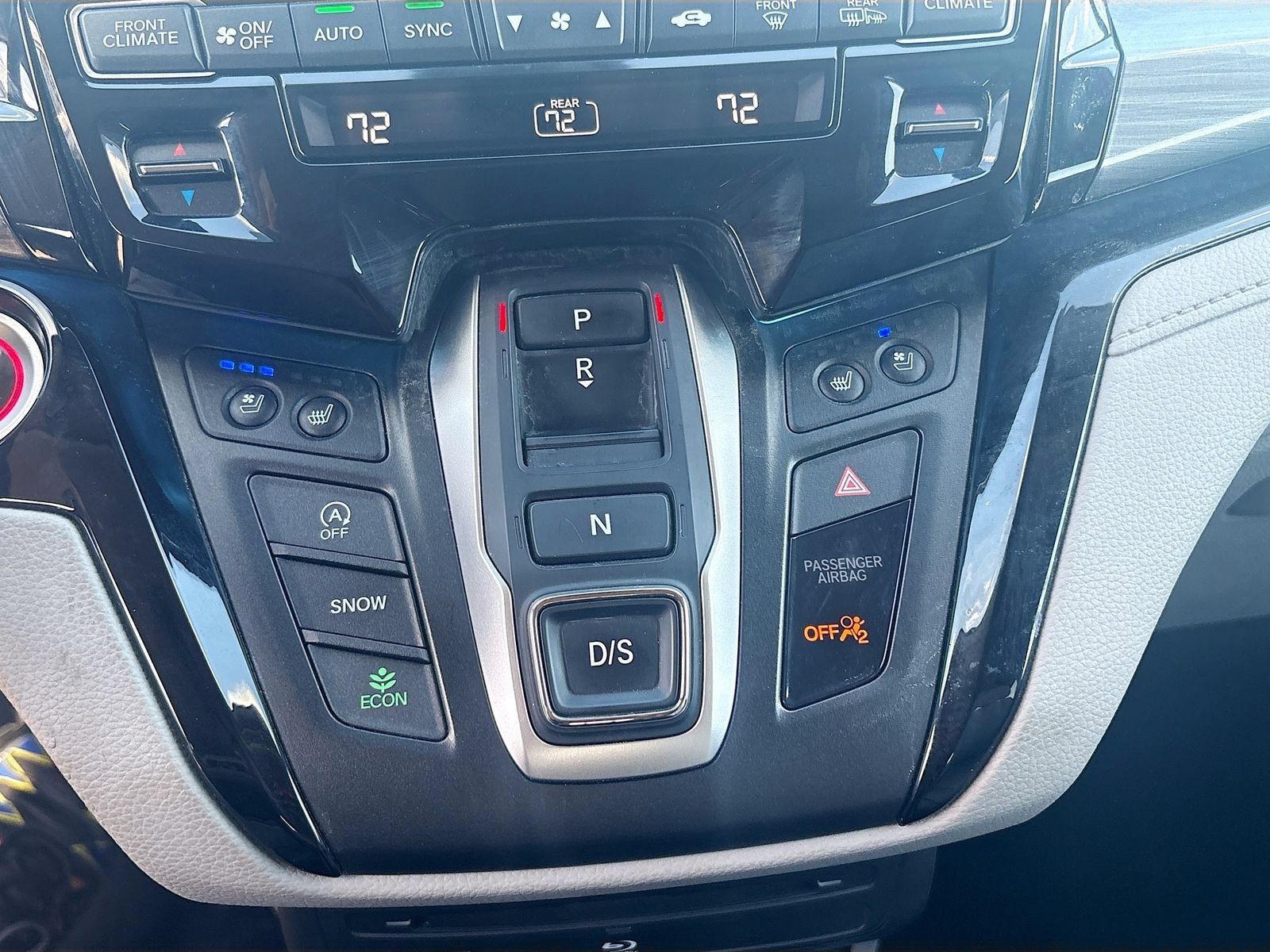 Used 2024 Honda Odyssey Elite image 17