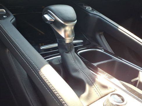 Used 2022 Kia Telluride SX w/ SX Prestige Package image 15