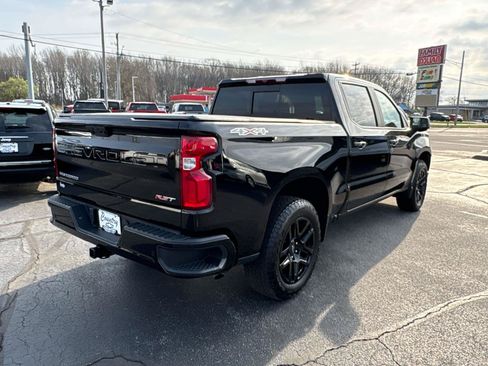 Used 2024 Chevrolet Silverado 1500 RST w/ Convenience Package II AWD/4WD image 4