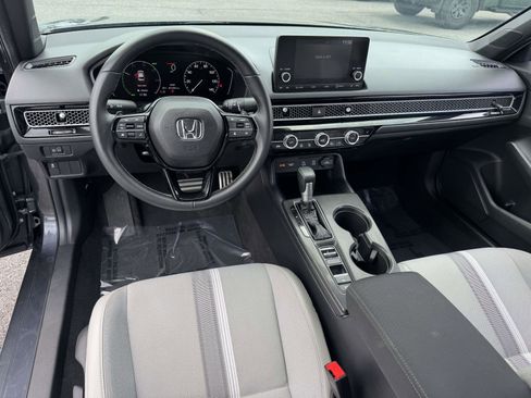 Certified 2025 Honda Civic Sport image 2