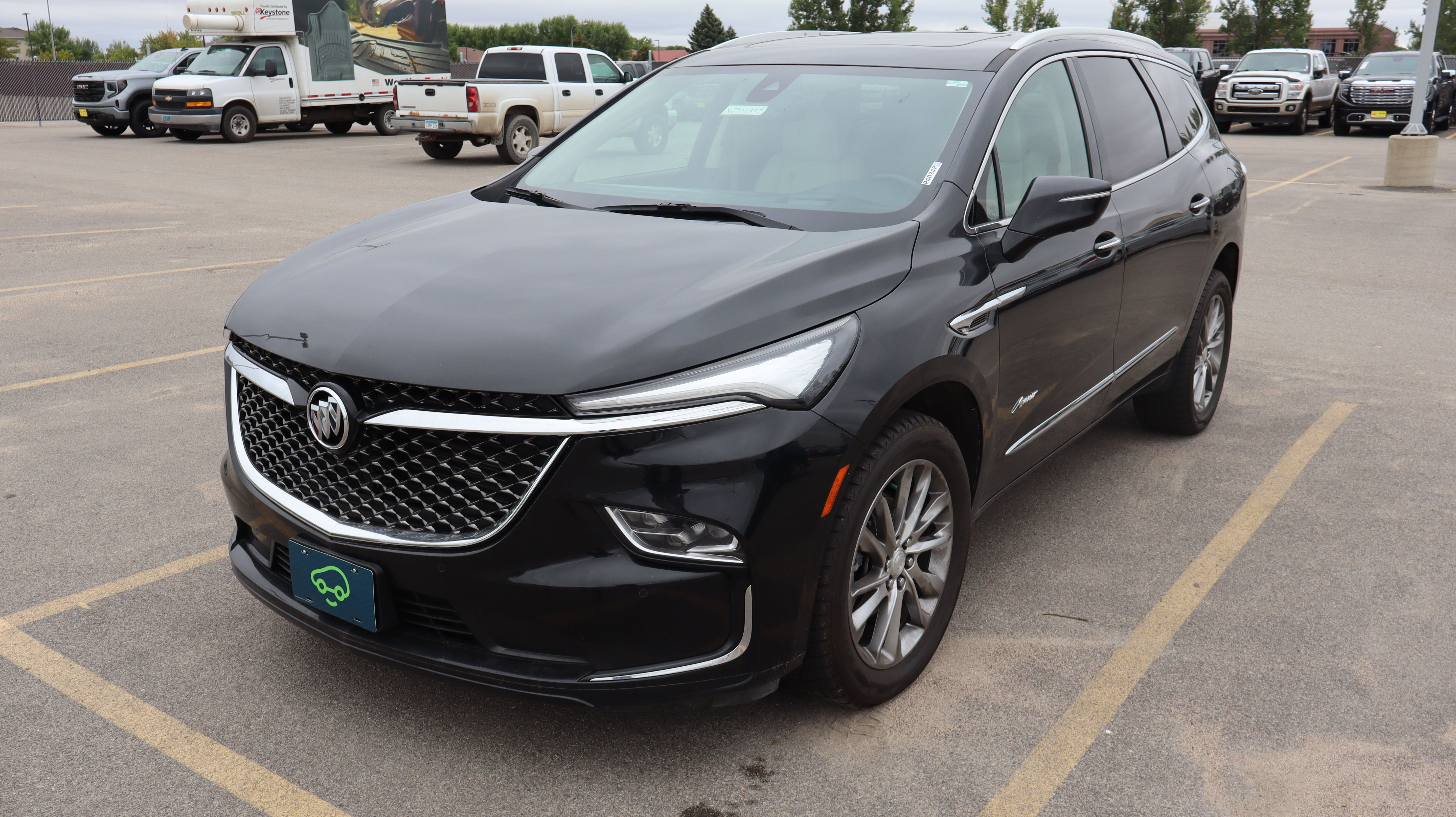 Certified 2022 Buick Enclave Avenir w/ Avenir Technology Package AWD/4WD image 3