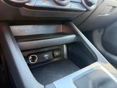 Used 2024 Kia Forte LXS w/ LXS Technology Package image 18