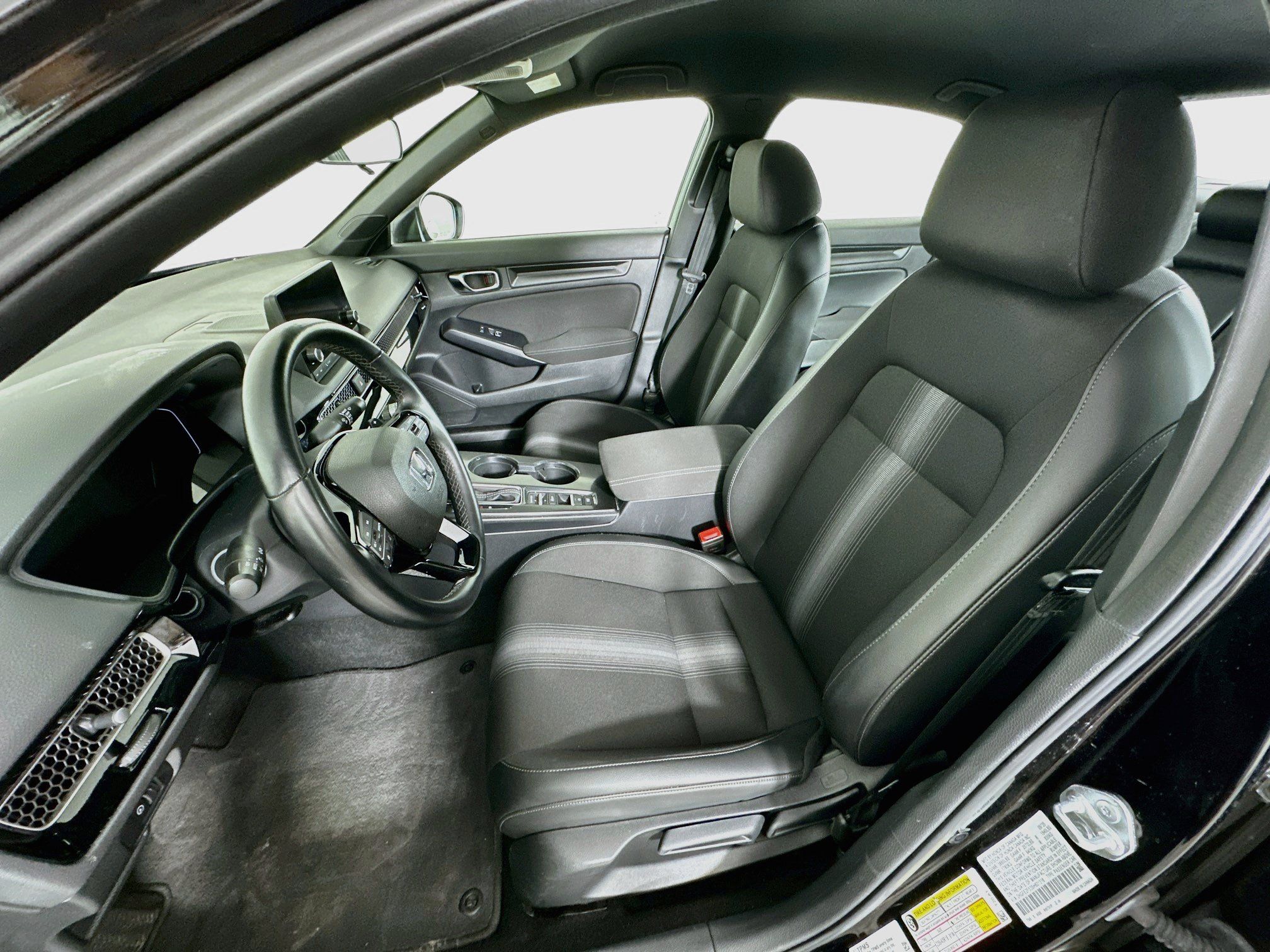 Used 2025 Honda Civic Sport image 13
