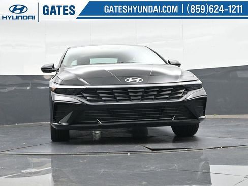 New 2025 Hyundai Elantra Sport image 35