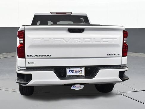 Used 2025 Chevrolet Silverado 1500 Custom AWD/4WD image 12