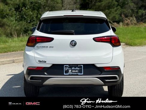 Used 2020 Buick Encore GX Preferred w/ Cold Weather Comfort Package AWD/4WD image 12