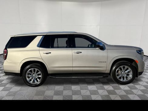 Used 2021 Chevrolet Tahoe Premier w/ Premium Package AWD/4WD image 21