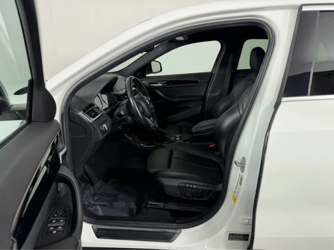 Used 2018 BMW X2 sDrive28i w/ Convenience Package image 9