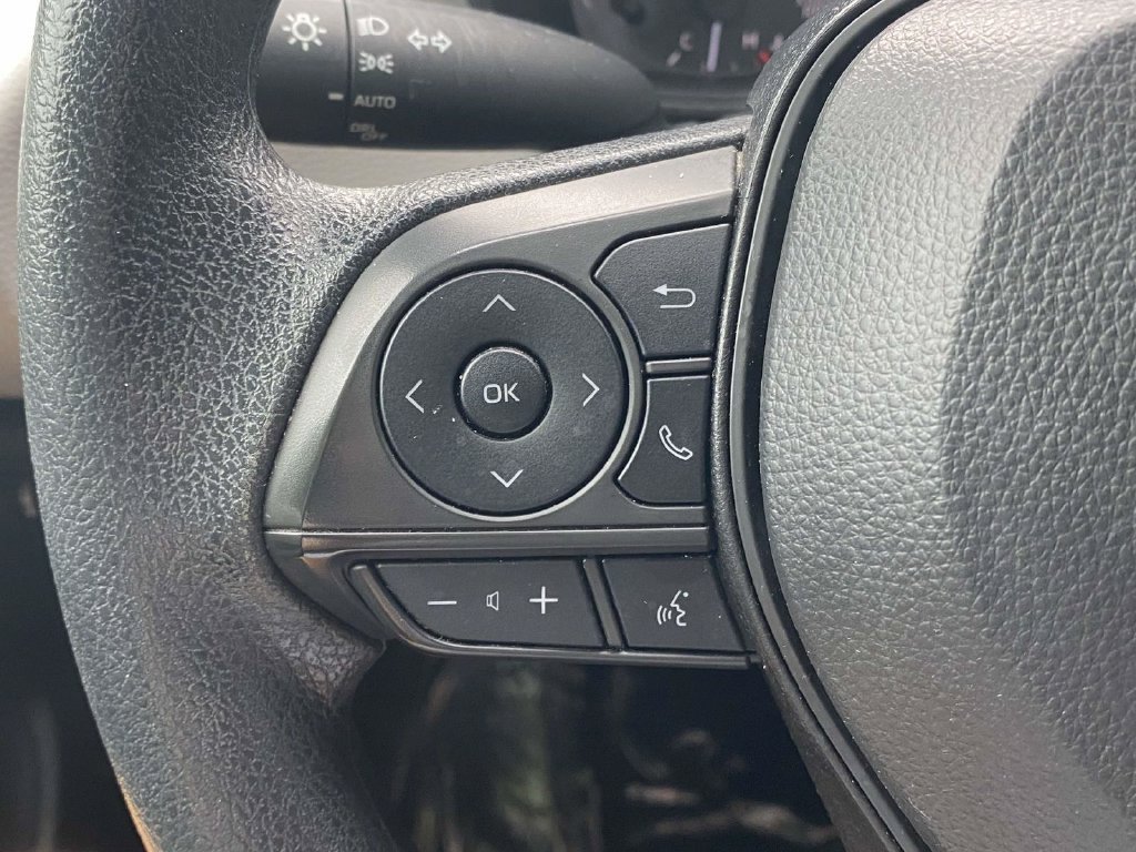 Used 2024 Toyota Corolla LE FWD image 19