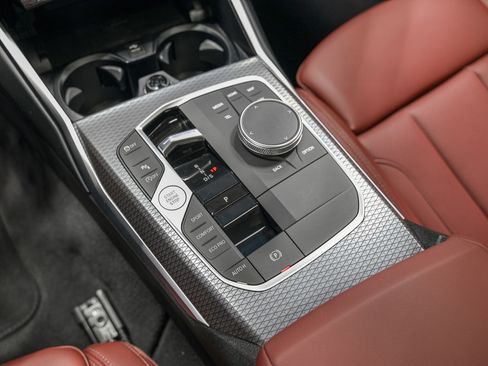 Used 2025 BMW M340i xDrive M340i xDrive image 24