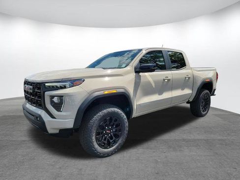 New 2026 GMC Canyon Elevation w/ Convenience Package RWD image 3