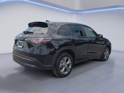 New 2027 Honda HR-V LX image 6