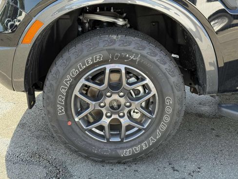 New 2024 Ford Ranger XLT w/ FX4 Off-Road Package AWD/4WD image 7