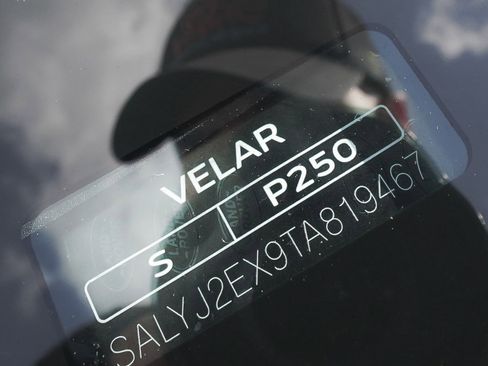 Used 2026 Land Rover Range Rover Velar S AWD/4WD image 16