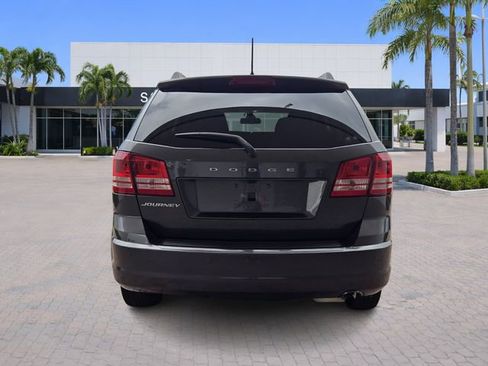 Used 2020 Dodge Journey SE image 6