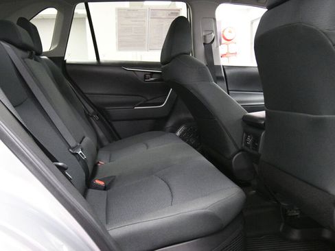 Used 2024 Toyota RAV4 LE AWD/4WD image 23