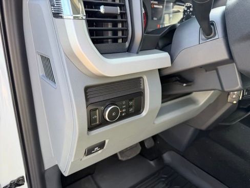 New 2026 Ford F250 XLT AWD/4WD image 10