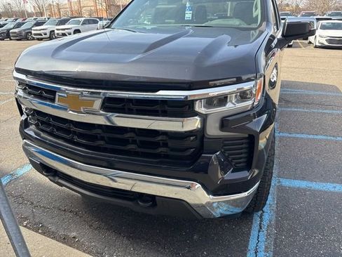 Used 2023 Chevrolet Silverado 1500 LT AWD/4WD image 1