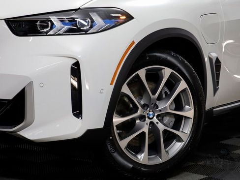 New 2026 BMW X5 xDrive50e AWD/4WD image 3
