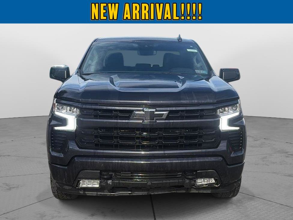 Certified 2022 Chevrolet Silverado 1500 RST w/ Z71 Off-Road Package AWD/4WD image 2