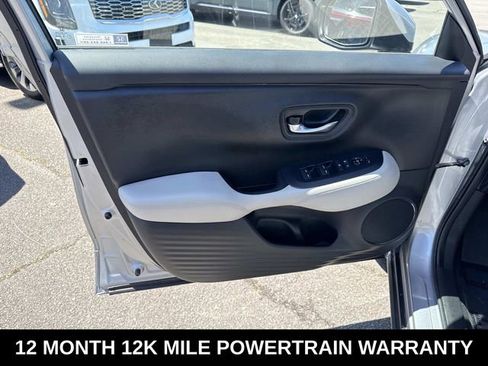 Used 2023 Honda HR-V LX image 13