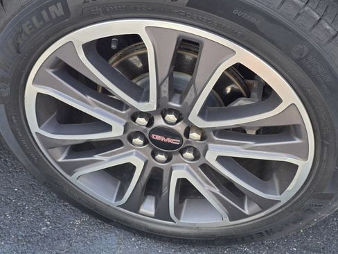 Used 2020 GMC Acadia SLT AWD/4WD image 24