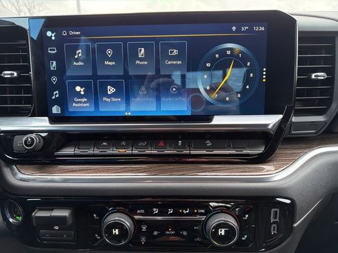 Used 2023 Chevrolet Silverado 1500 LT Trail Boss w/ Convenience Package II image 22