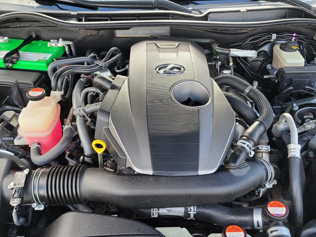 Used 2016 Lexus IS 200t RWD image 30