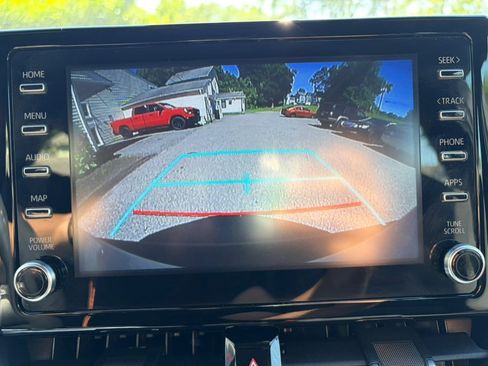 Used 2019 Toyota Corolla SE FWD image 33