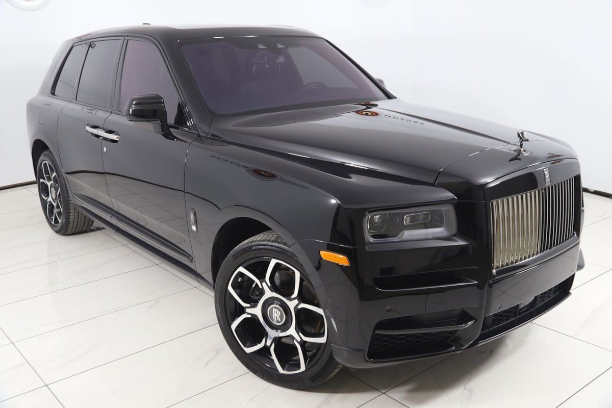 Used 2024 Rolls-Royce Cullinan Black Badge AWD/4WD image 29