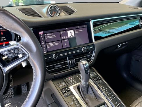 Used 2019 Porsche Macan AWD/4WD image 7